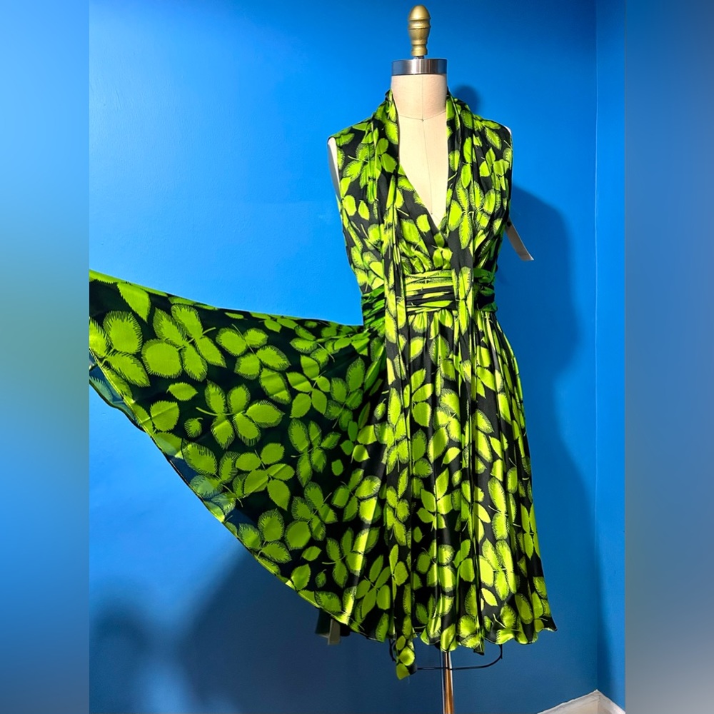 NWT Badgley Mischka dress.